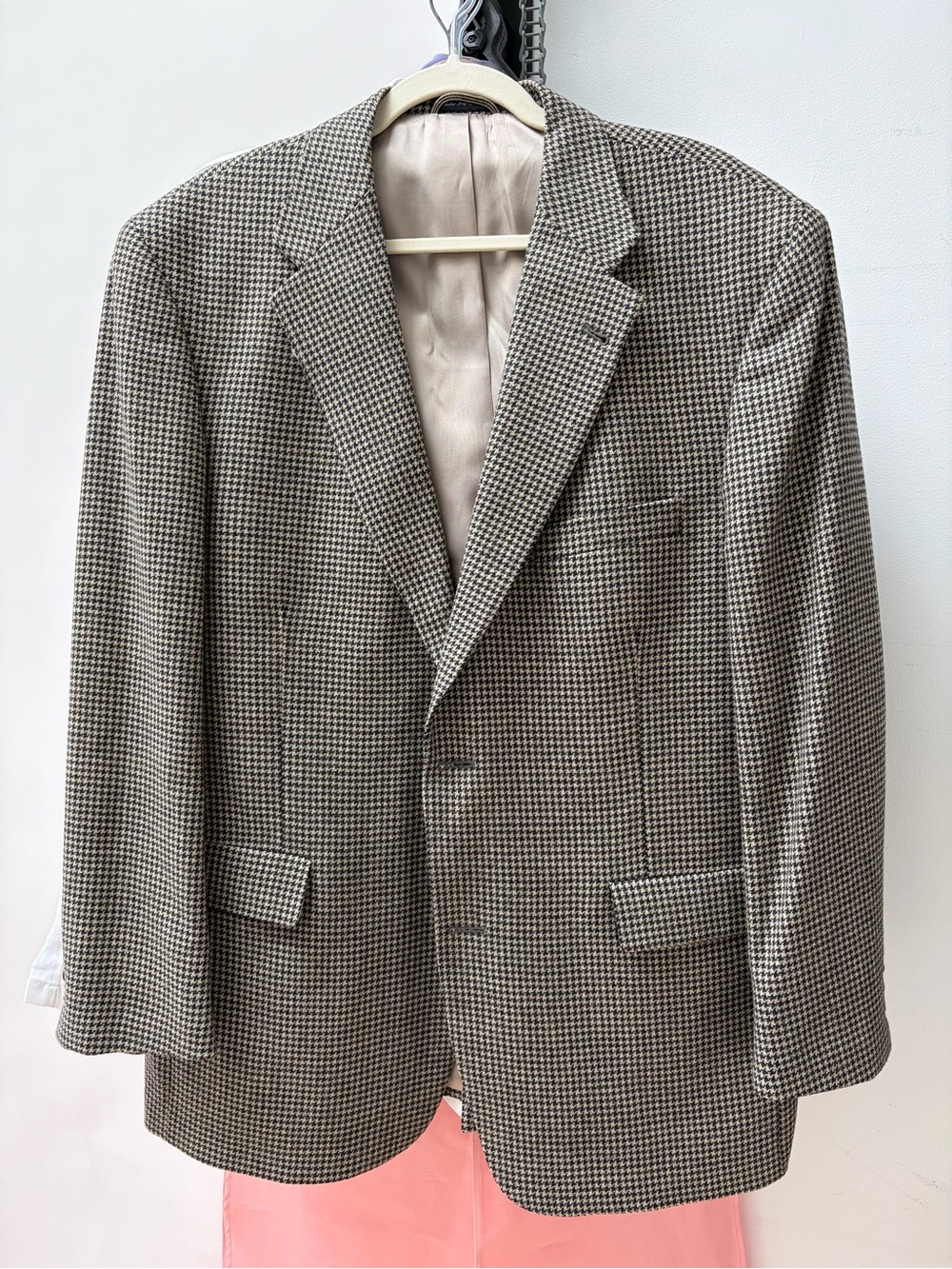 Men's Lambswool and Cashmere Houndstooth Blazer - Black & White - Size 44R